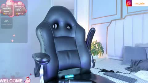 Snapshot of raven_jade_ chatting on October 10, 4:51 am raven_jade_ online show from October 10, 4:51 am