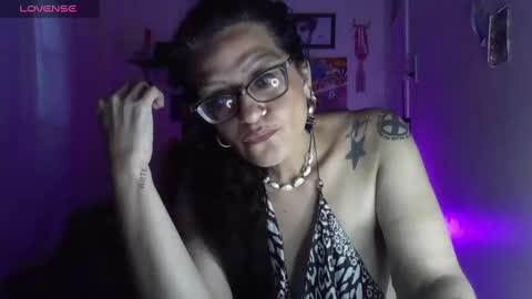 Snapshot of ravenandsin chatting on January 22, 9:10 pm Raven online show from January 22, 9:10 pm