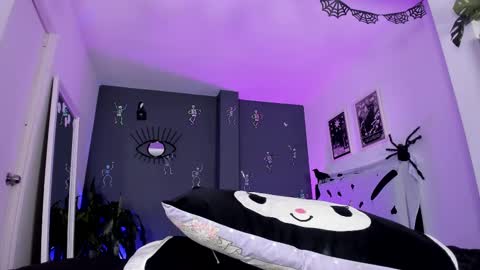 Raven Witch online show from October 11, 10:57 pm