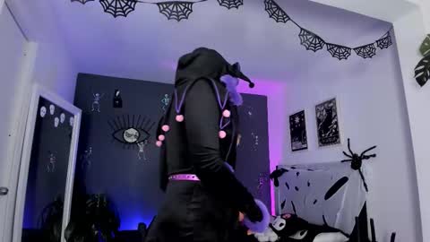 Raven Witch online show from November 23, 10:19 pm