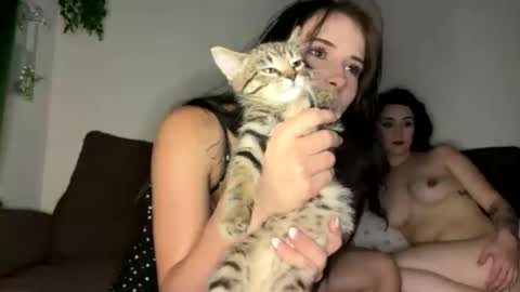 Ravyn and Nyx online show from July 31, 2:12 am