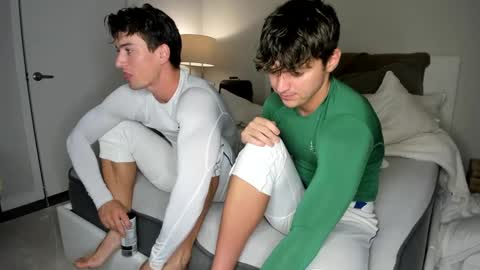 Its Ben online show from February 25, 9:15 pm