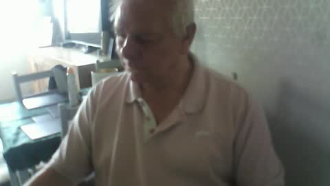 Snapshot of ray47 chatting on October 21, 11:59 am ray47 online show from October 21, 11:59 am