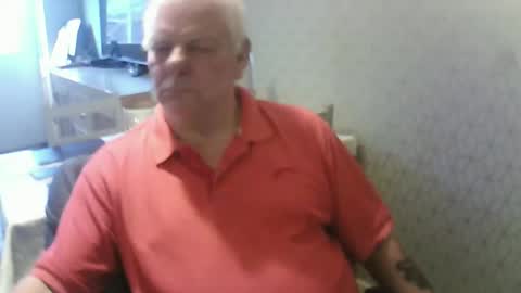 Snapshot of ray47 chatting on September 20, 7:11 am ray47 online show from September 20, 7:11 am