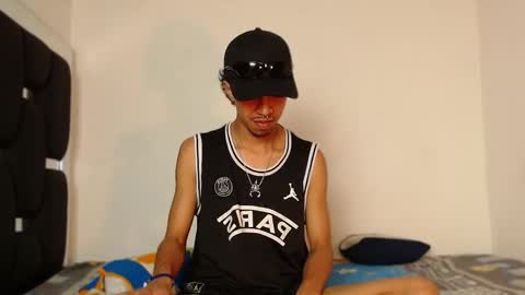 Rayn online show from November 21, 5:27 am