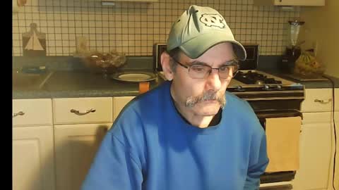 Ray online show from February 18, 10:38 am