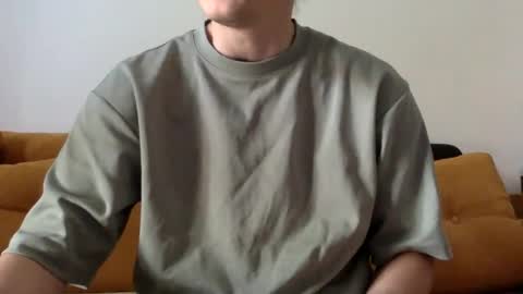 Snapshot of razvycu chatting on March 11, 7:35 am KingOfTransilvania online show from March 11, 7:35 am