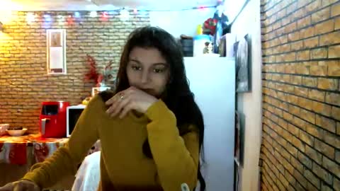 real_coupl3 online show from January 31, 7:44 pm