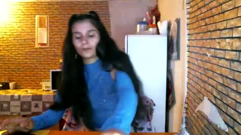 real_coupl3 online show from March 29, 7:32 am