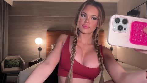 Jade  online show from March 5, 4:13 am