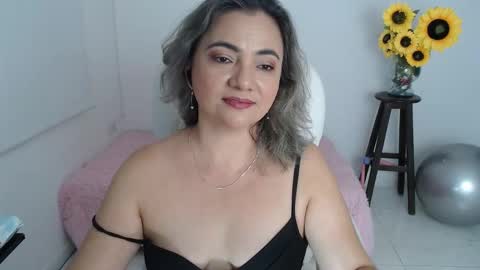 REBECA online show from November 30, 4:03 pm