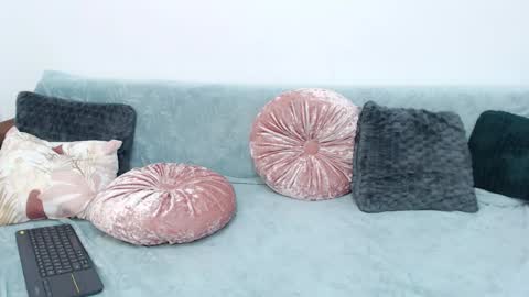 rebecamur online show from September 19, 5:05 pm