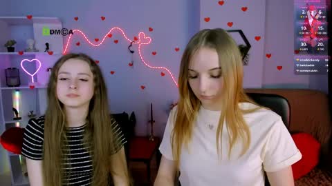 rebecca_smile_ online show from March 28, 8:32 pm