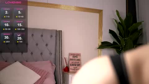 Rebecca online show from March 26, 9:14 am