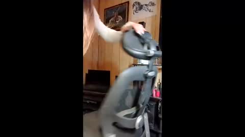 rebeckaloves online show from February 28, 7:12 am