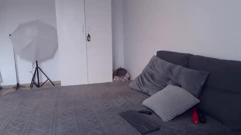 Snapshot of rebekaburns chatting on January 27, 9:02 am Rebeka online show from January 27, 9:02 am