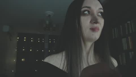 AnnaAnnet online show from April 6, 1:12 pm