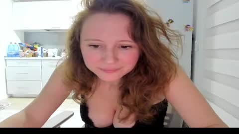 Lolanaturalred online show from March 18, 6:58 pm