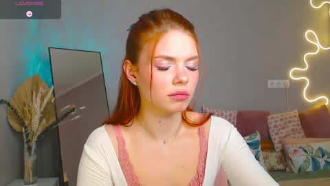 Snapshot of red__candy chatting on March 8, 8:55 am red__candy online show from March 8, 8:55 am
