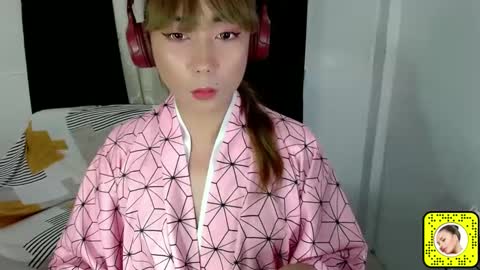 red_kitsune69 online show from March 8, 9:28 am