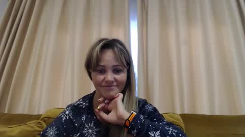 Snapshot of redjessica chatting on September 23, 8:52 am RedJessica online show from September 23, 8:52 am