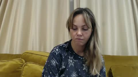 Snapshot of redjessica chatting on September 27, 3:48 am RedJessica online show from September 27, 3:48 am