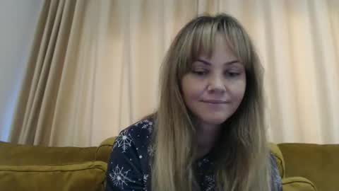 Snapshot of redjessica chatting on October 10, 9:04 am RedJessica online show from October 10, 9:04 am