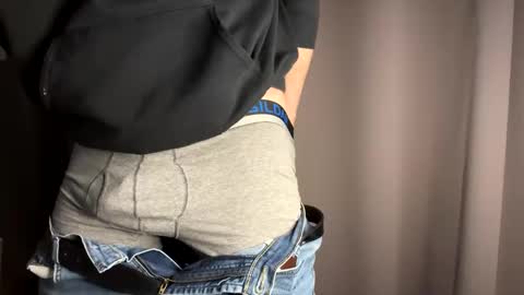 redman8551 online show from January 19, 8:41 pm