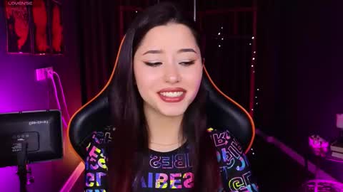 Kiara online show from November 25, 10:30 pm