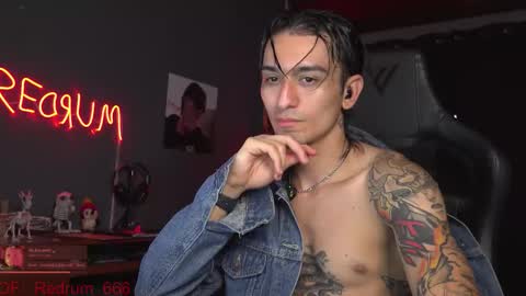 Red online show from February 14, 3:04 pm