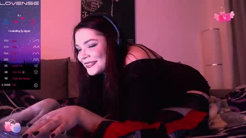 Red online show from February 1, 10:34 pm