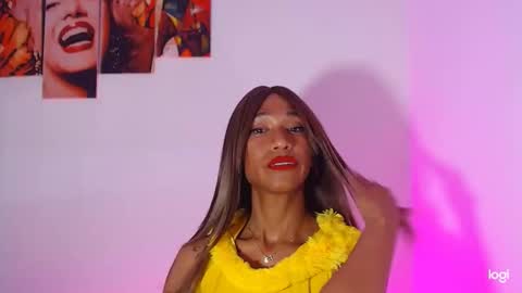 Snapshot of reed_veltet chatting on October 4, 1:20 pm reed_veltet online show from October 4, 1:20 pm