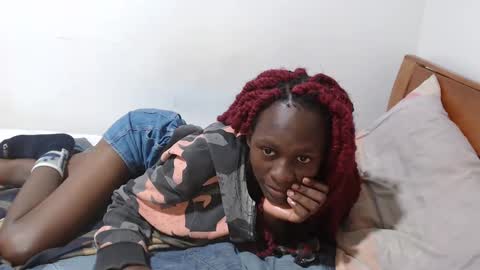 Reeena online show from March 11, 7:03 pm