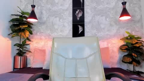 Regan online show from December 18, 9:32 pm