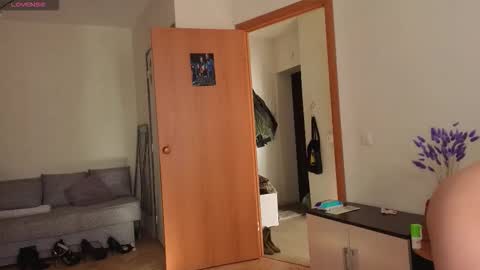 ReginaHawkinss online show from March 13, 9:23 am