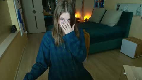 Regina online show from October 23, 7:48 pm