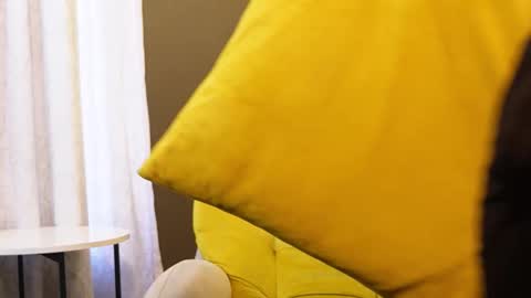 Reik online show from April 11, 12:20 pm