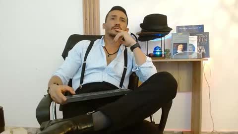   REIKO  online show from November 11, 3:58 pm