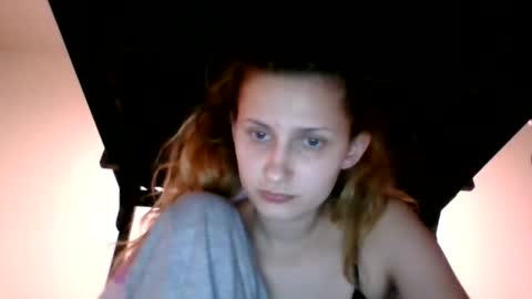 reinabennett online show from April 12, 6:17 am