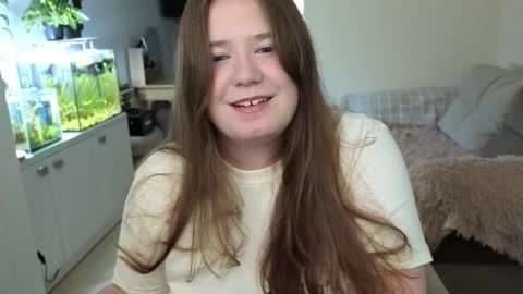 Snapshot of remirann_ chatting on September 18, 12:20 pm Ann OF - remirann21 online show from September 18, 12:20 pm