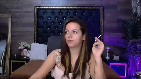 renesmesweet online show from October 25, 6:02 am