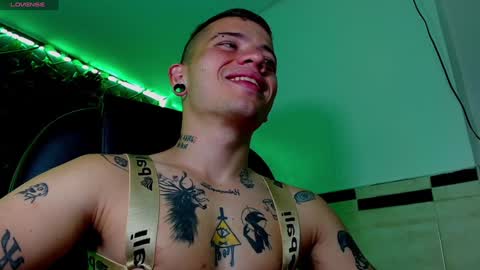 R E N E  online show from January 24, 6:14 am