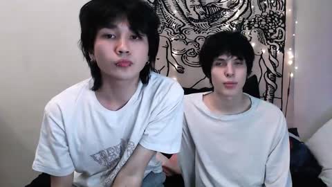 rennuts online show from March 10, 7:18 pm