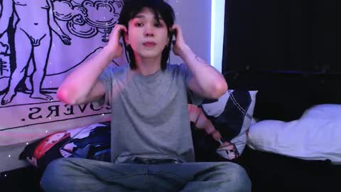 rennuts online show from February 26, 1:11 pm