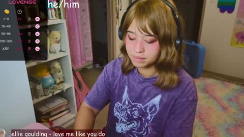 REN online show from December 5, 6:26 am