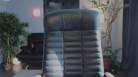 Laura online show from March 12, 12:04 pm