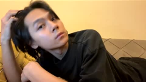 Aiqo online show from December 4, 5:23 pm