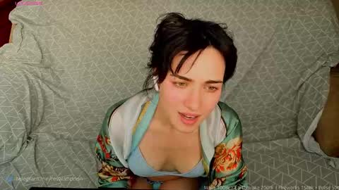 Ewiwi online show from September 9, 2:06 pm