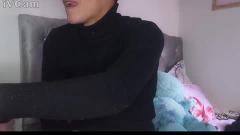 reymasterhot online show from September 18, 5:39 pm