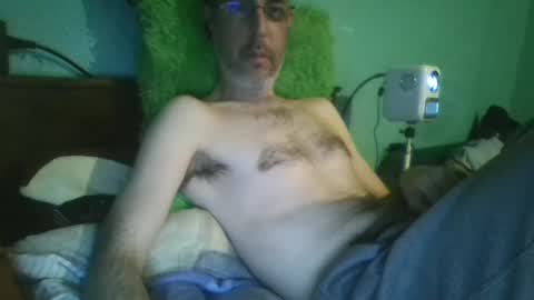 reyes_albert2006 online show from February 18, 3:10 am